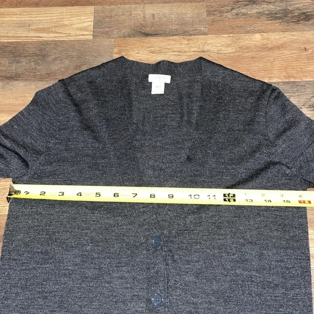 J Crew 100% Merino Wool Sweater. Size XXS. Lightweight.